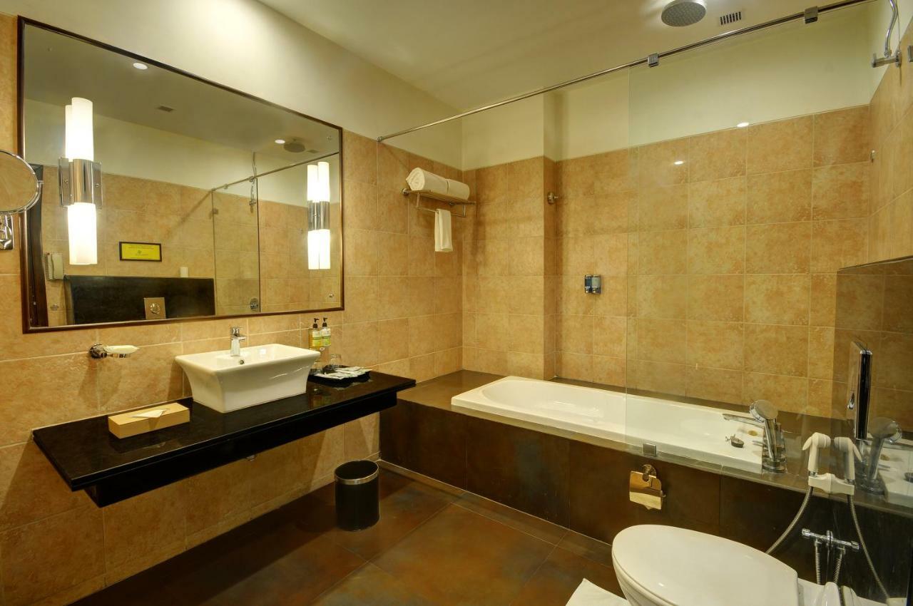 Regenta Central Hestia Dahej, Bhensali מראה חיצוני תמונה